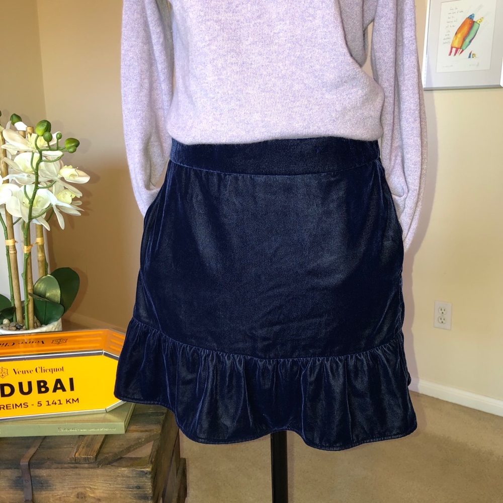 J CREW navy velvet mini skirt with ruffle hem NWOT - Picture 3 of 7